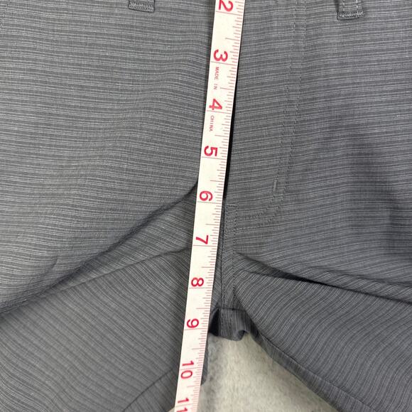Travis Mathew Boys Loreto Shorts Size10 Gray Stripe Performance Boys Golf NWOT - Picture 4 of 8